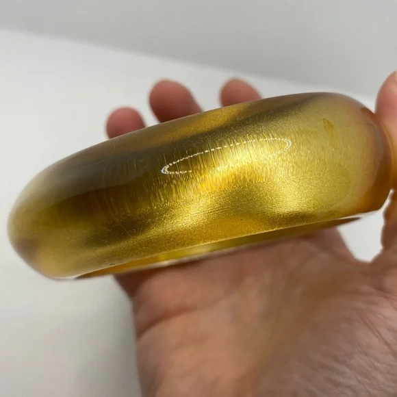 Vintage Lucite Asymmetrical Chunky Bangle Transparent Gold Clear Large Bracelet - Picture 11 of 16